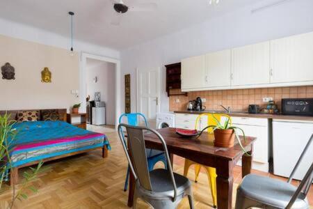 Bp Soho Grand Apartment Будапеща Екстериор снимка